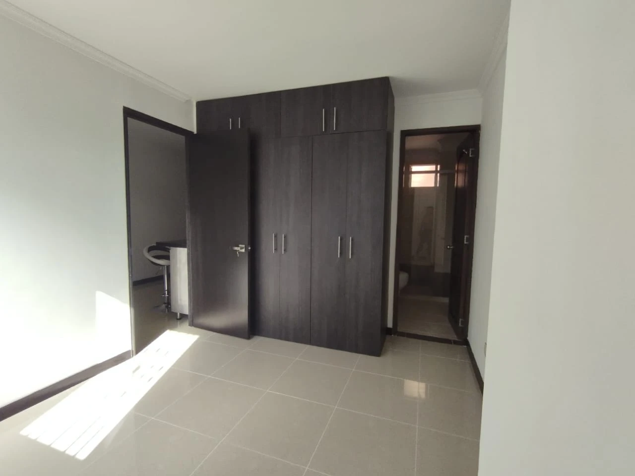 APARATAESTUDIO EN ARRIENDO SECTOR LAURELES