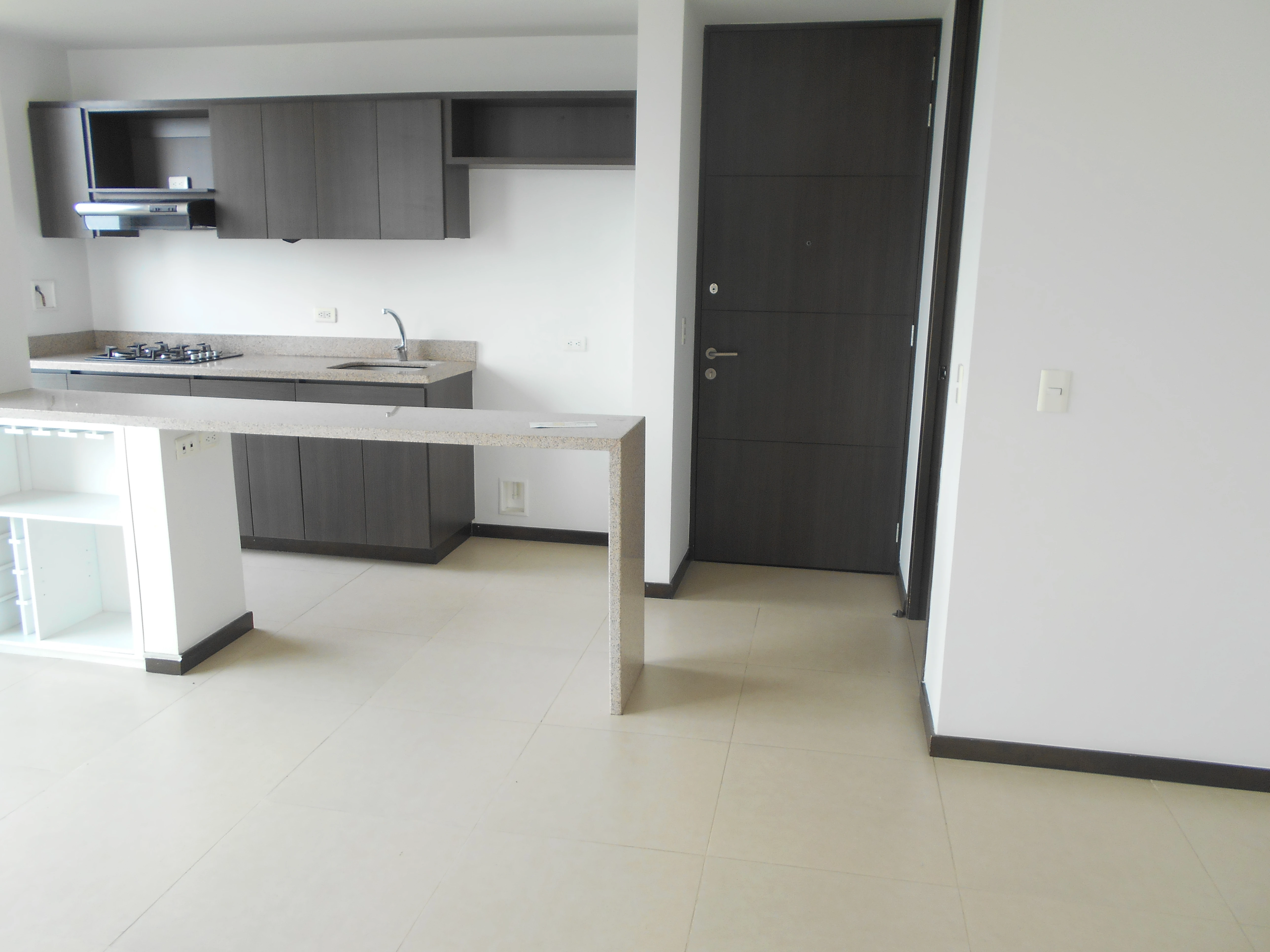 apartamento en arriendo sector superior padre marianito