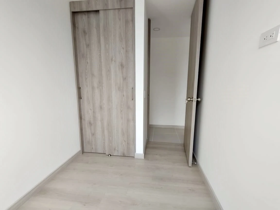 ARRIENDO APARTAMENTO EN EL POBLADO