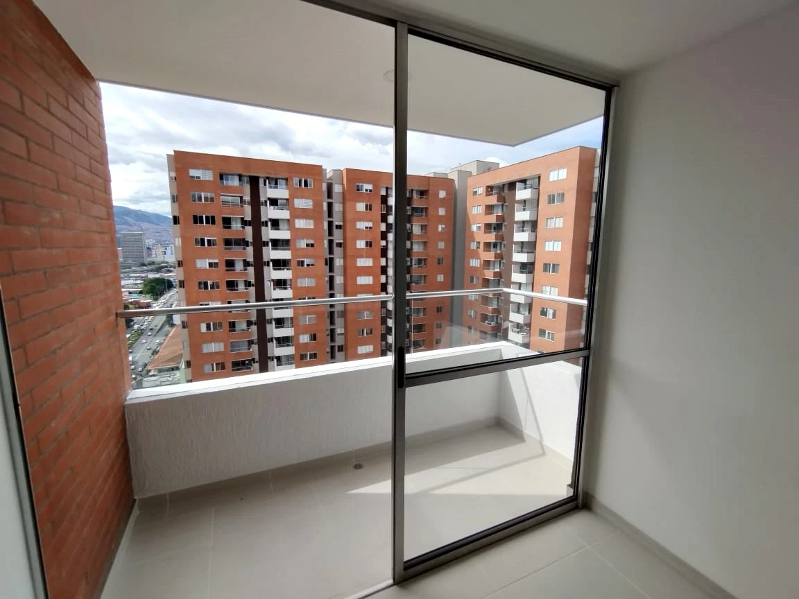 ARRIENDO APARTAMENTO EN EL POBLADO