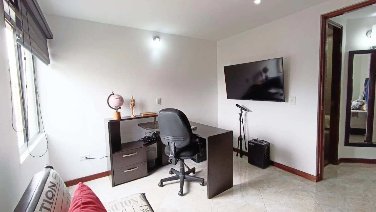 Apartamento en venta sector Belen Rosales