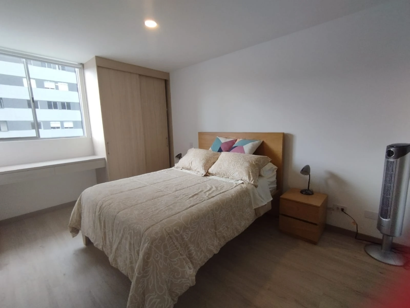 Apartamento amoblado en guayabal sector santa fe