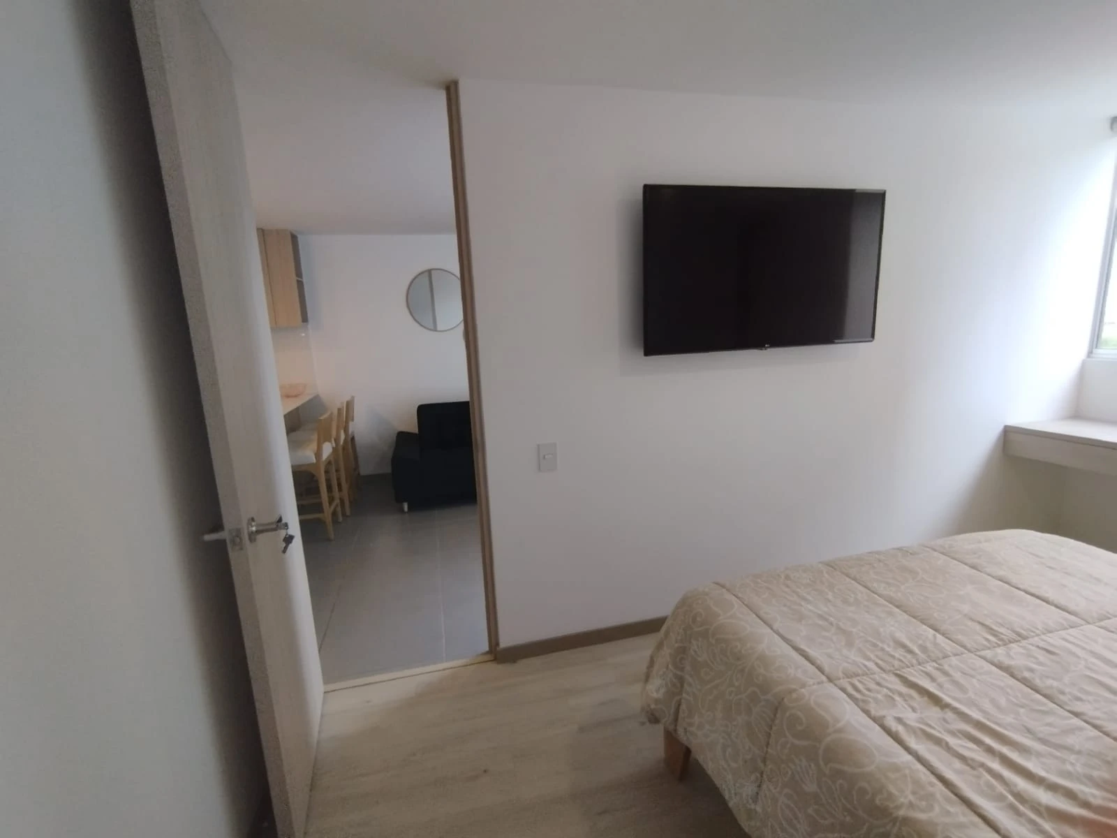 Apartamento amoblado en guayabal sector santa fe