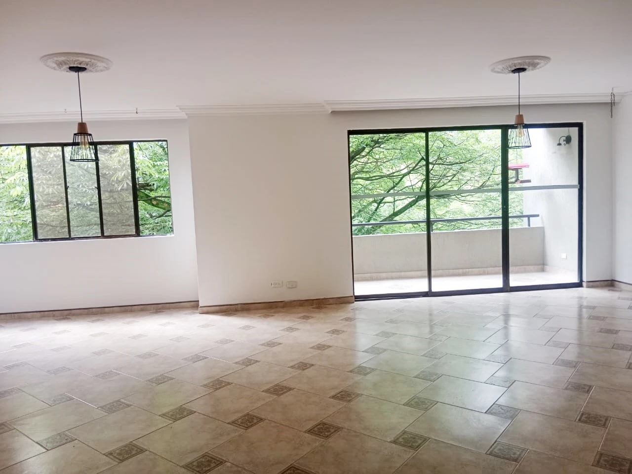 ARRIENDO APARTAMENTO EN EL POBLADO