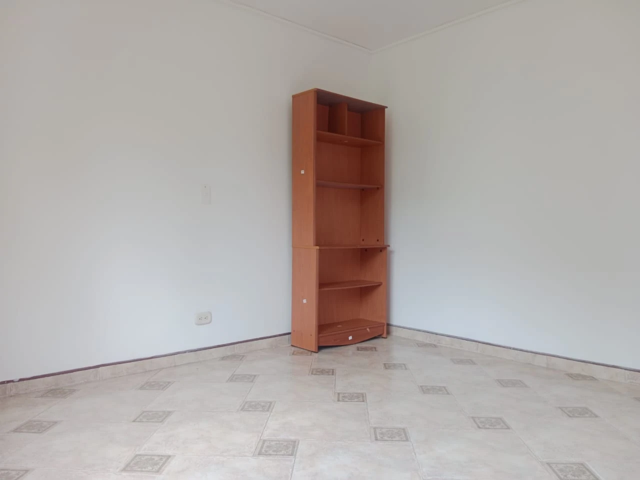 ARRIENDO APARTAMENTO EN EL POBLADO