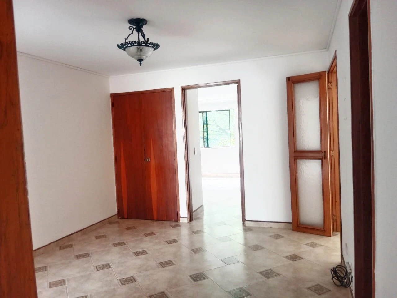ARRIENDO APARTAMENTO EN EL POBLADO