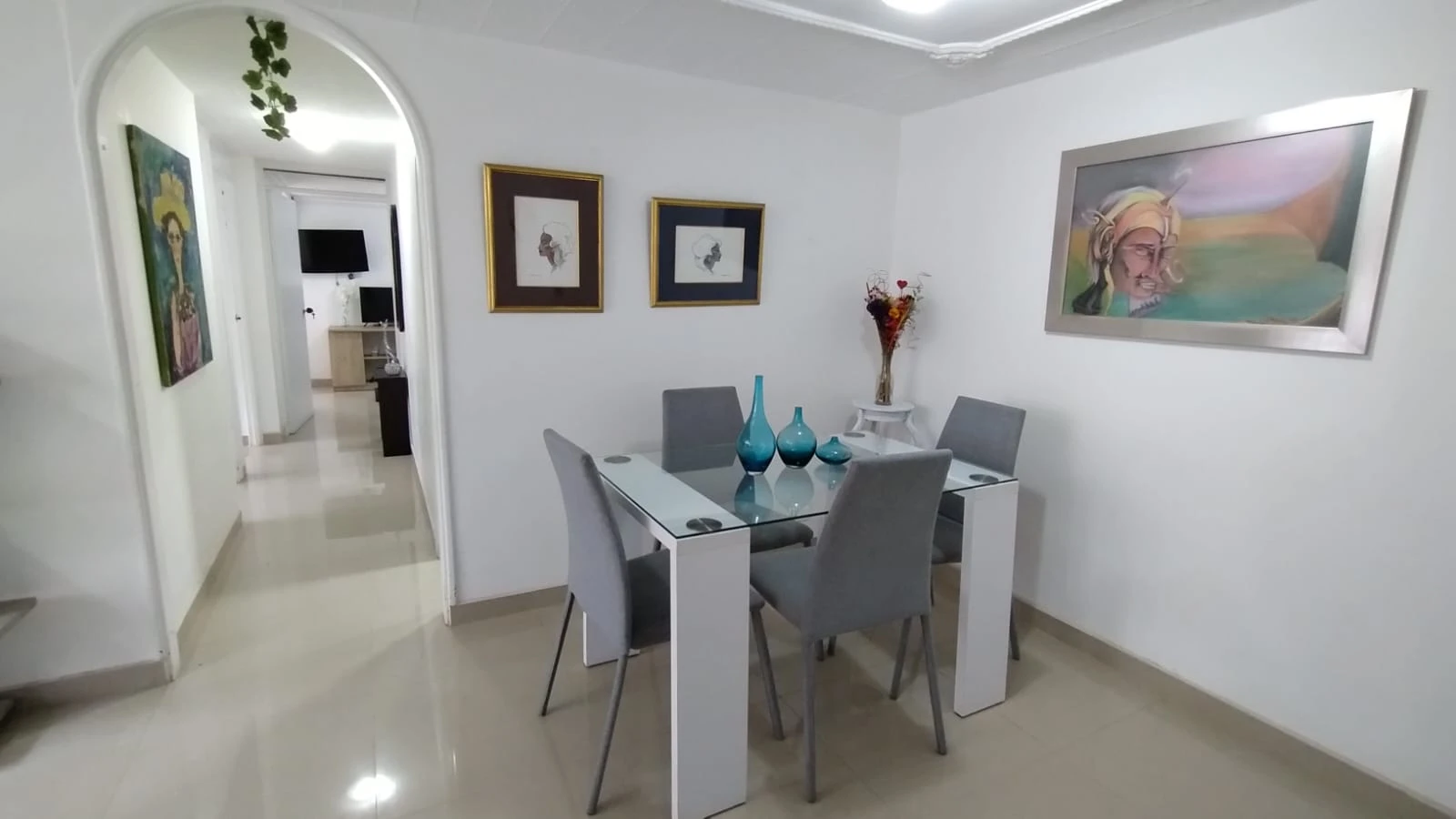 Apartamento  Amoblado en Arriendo Loma del Indio Medellin