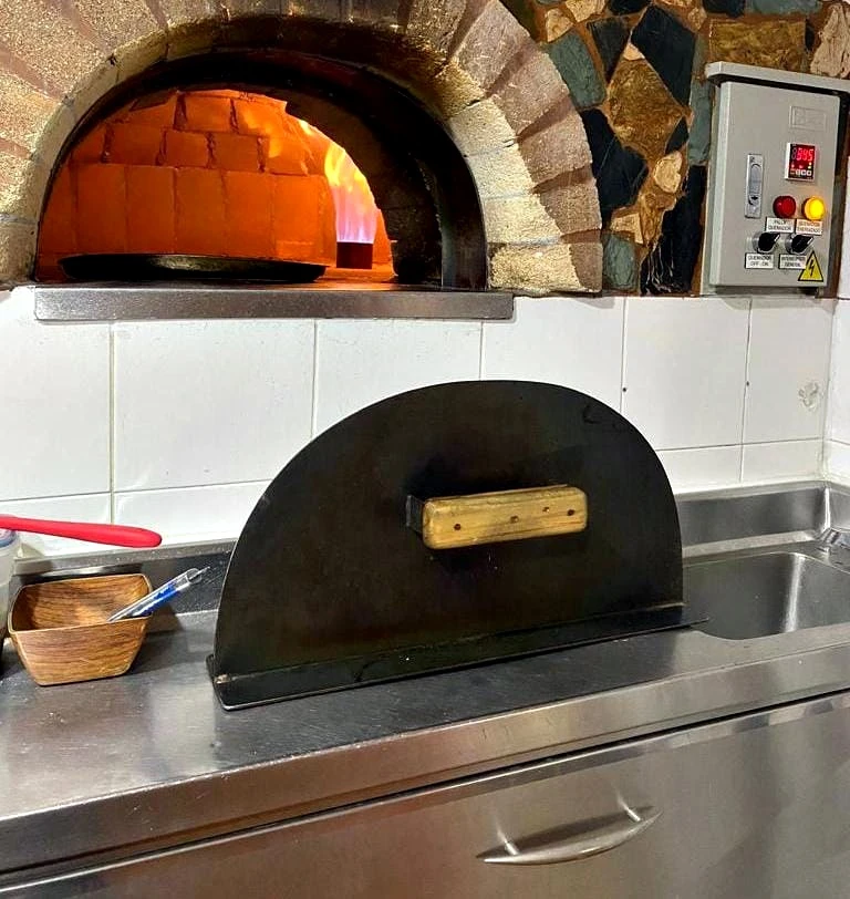 Local y restaurante en venta sector Estadio