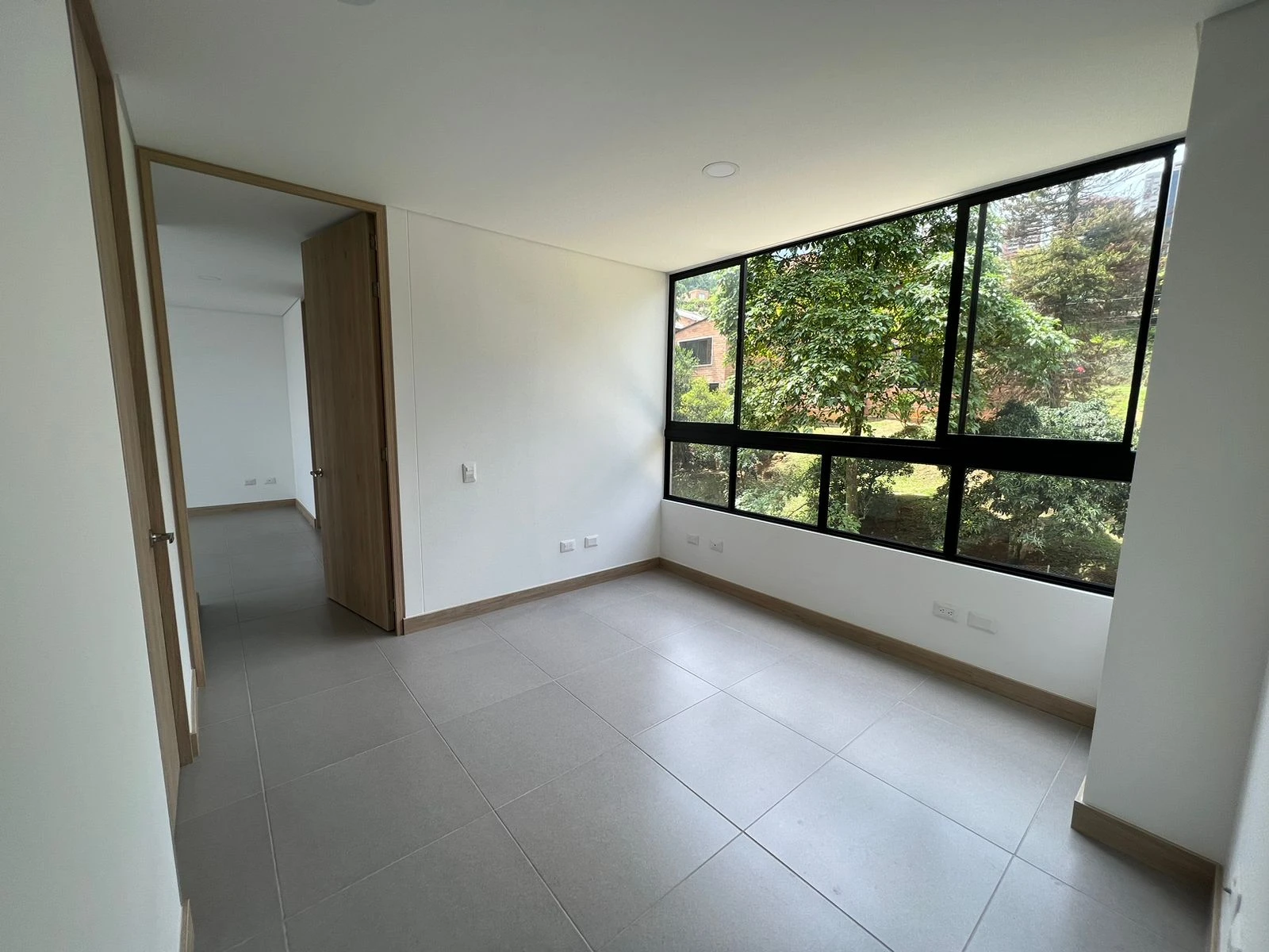 ARRIENDO APARTAMENTO EN EL POBLADO