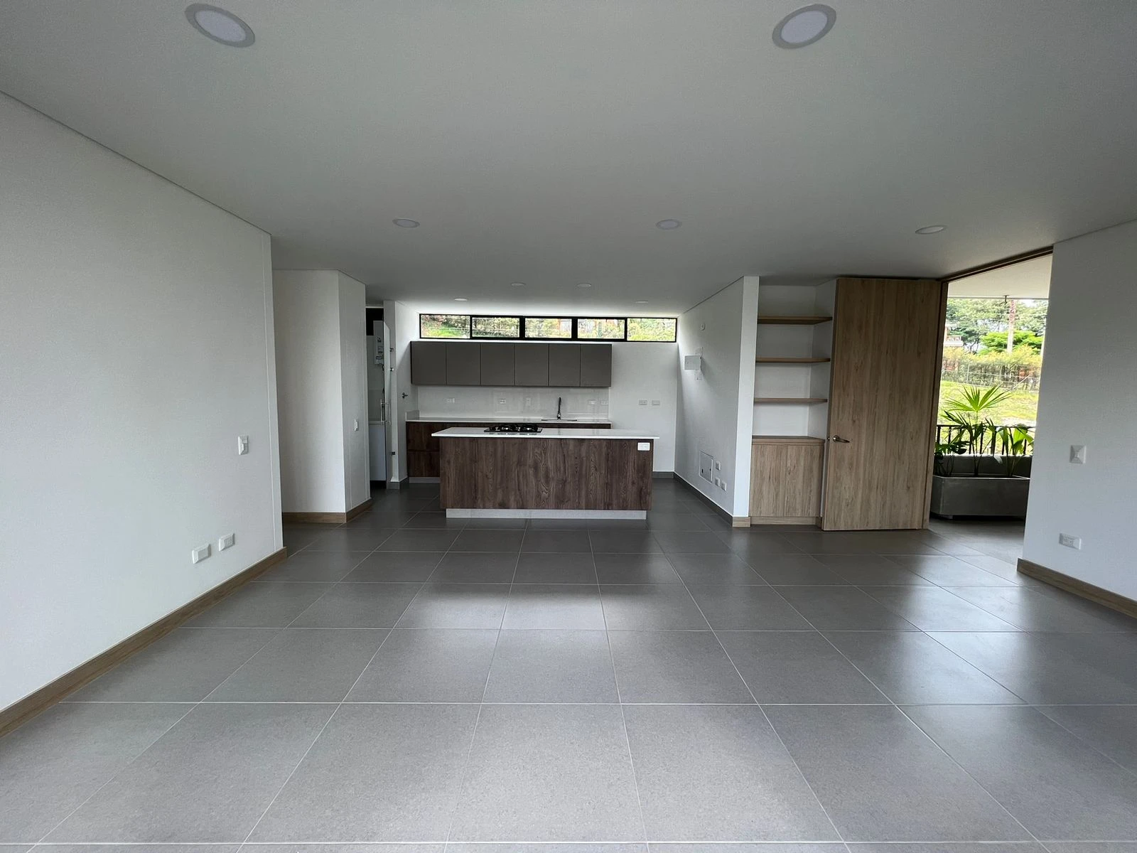 ARRIENDO APARTAMENTO EN EL POBLADO