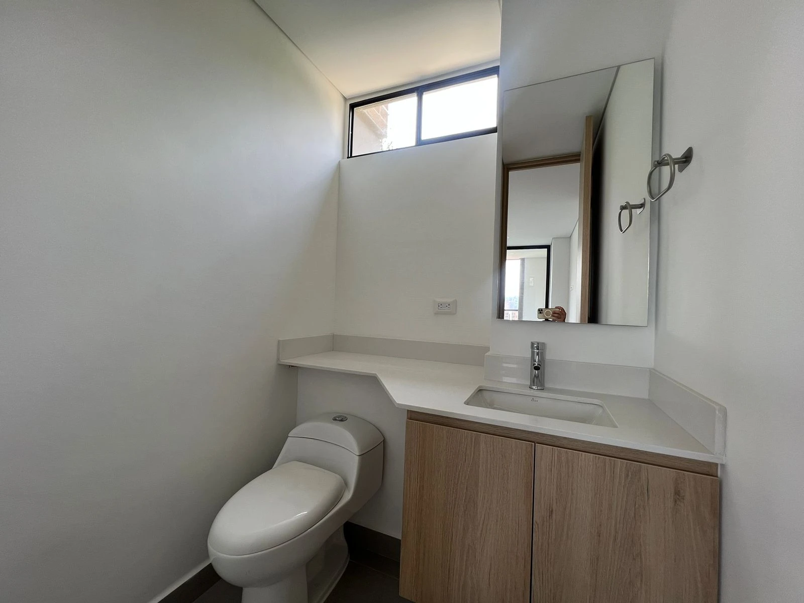 ARRIENDO APARTAMENTO EN EL POBLADO