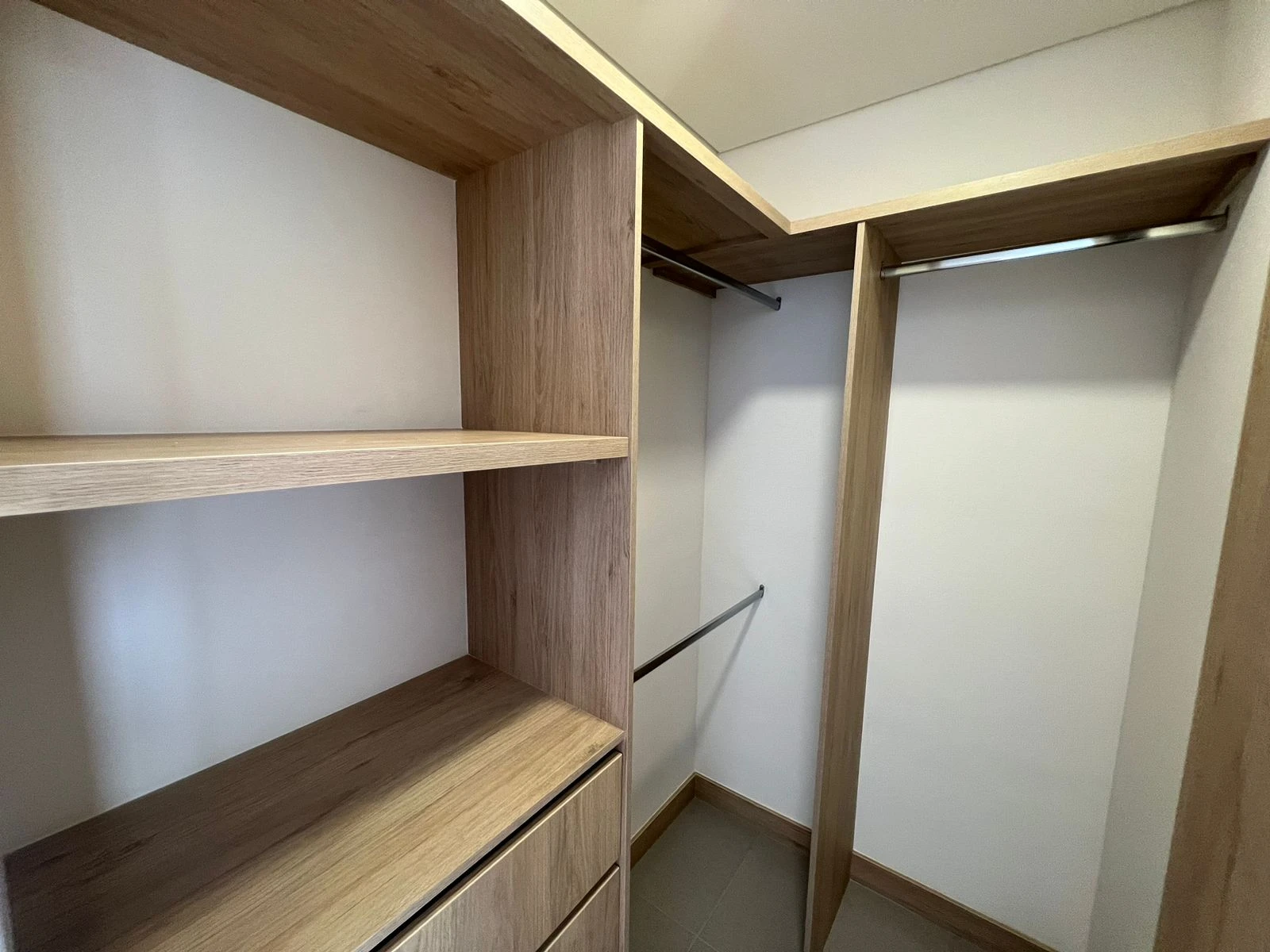 ARRIENDO APARTAMENTO EN EL POBLADO