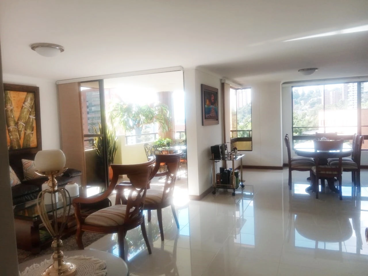 VENDO APARTAMENTO EN EL POBLADO SECTOR TRANSVERSAL INFERIOR