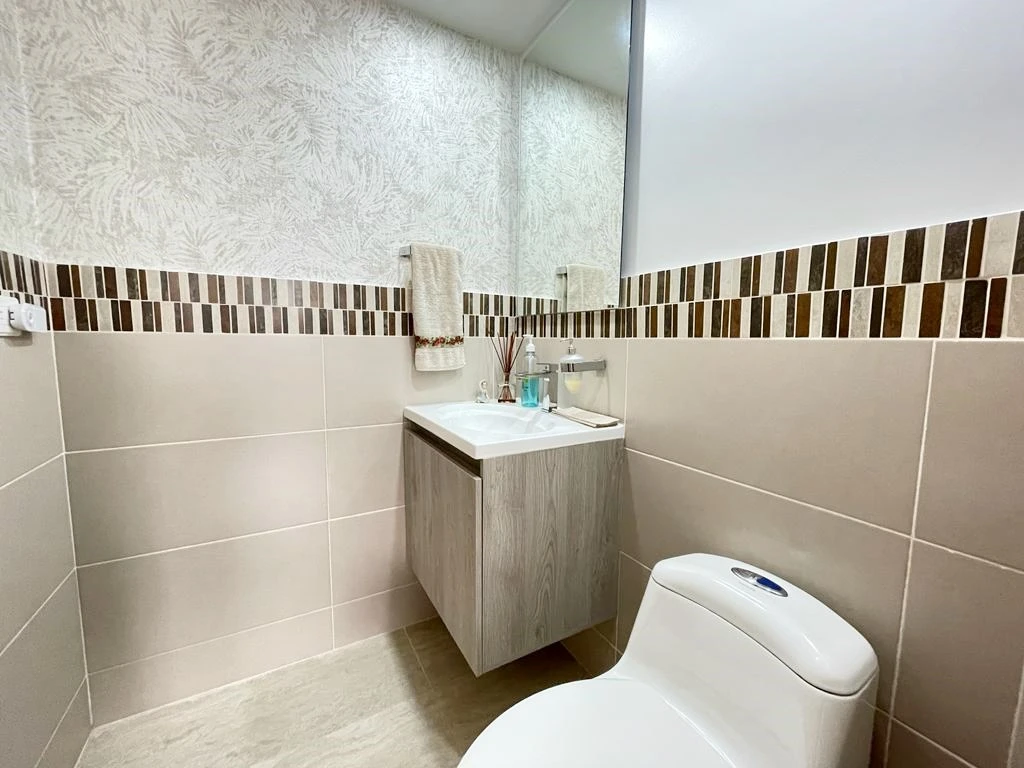VENDO APARTAMENTO EN EL POBLADO SECTOR TRANSVERSAL INFERIOR