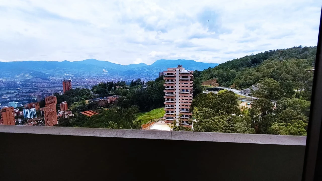 apartamento en arriendo sector superior padre marianito