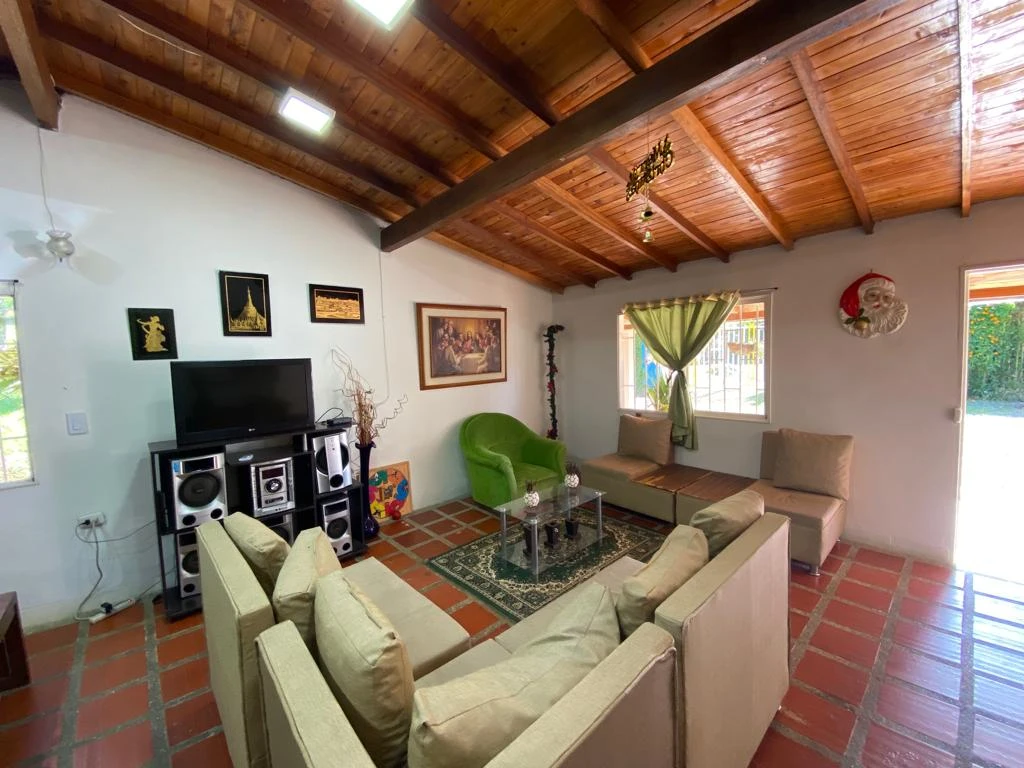 Finca en arriendo y venta en Guarne 