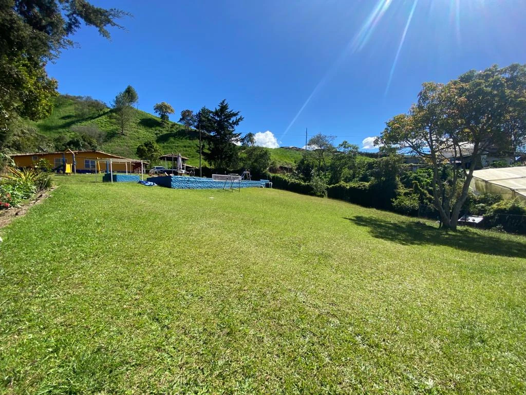 Finca en arriendo y venta en Guarne 