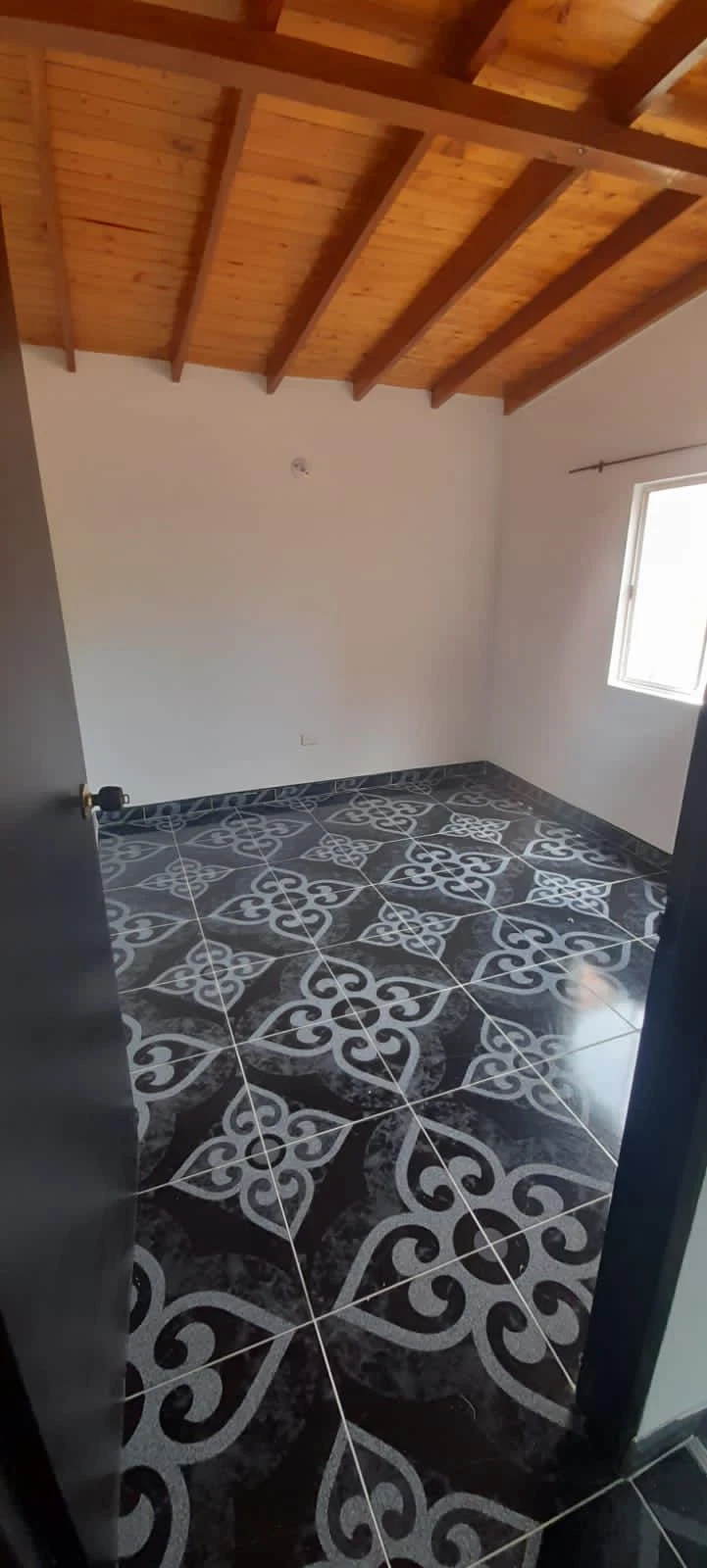VENTA CASA SECTOR NIQUIA 2 NIVELES 
