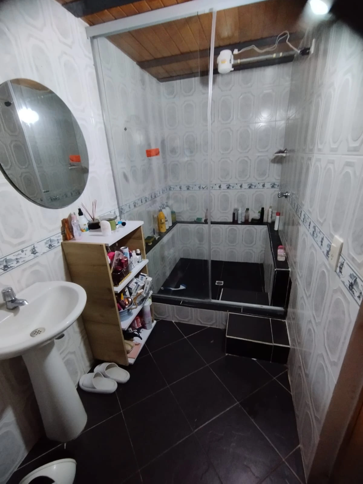VENTA CASA SECTOR NIQUIA 2 NIVELES 