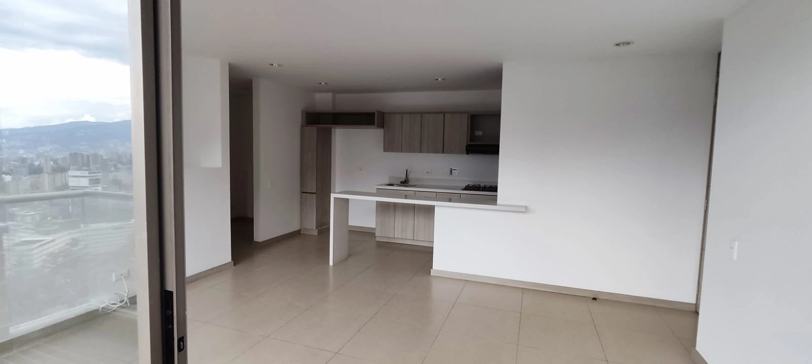 apartamento en arriendo sector superior padre marianito