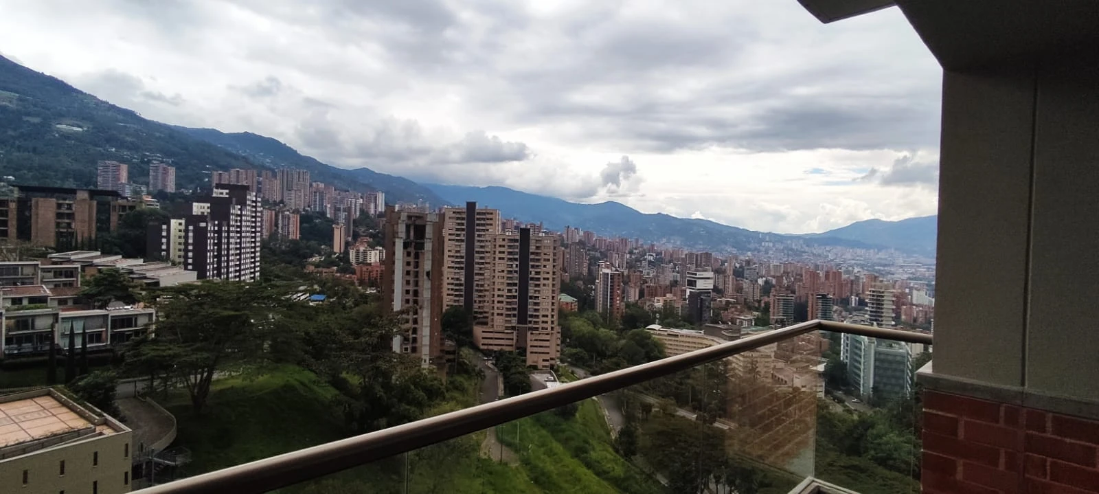 apartamento en arriendo sector superior padre marianito
