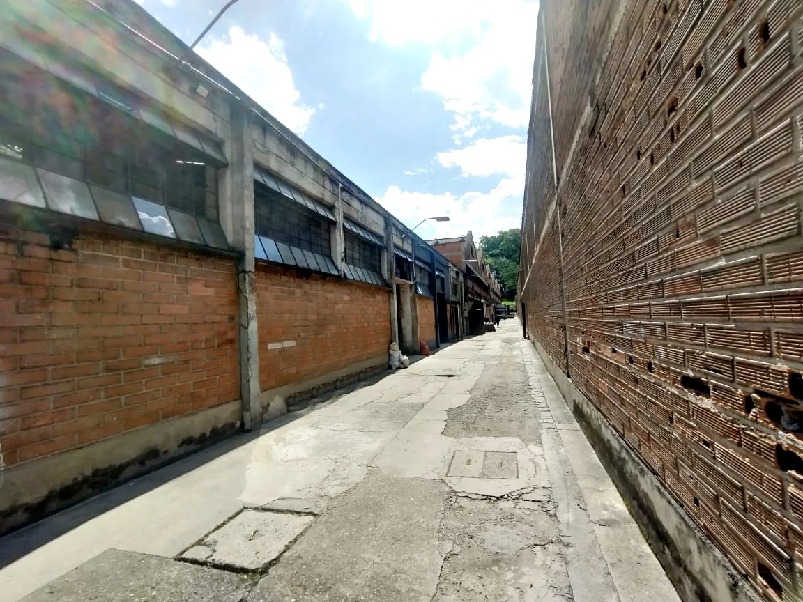Bodega en arriendo sector Guayabal