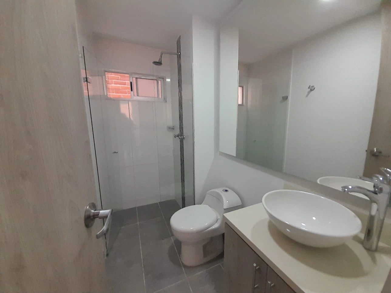 Arriendo Apartamento en Laureles 