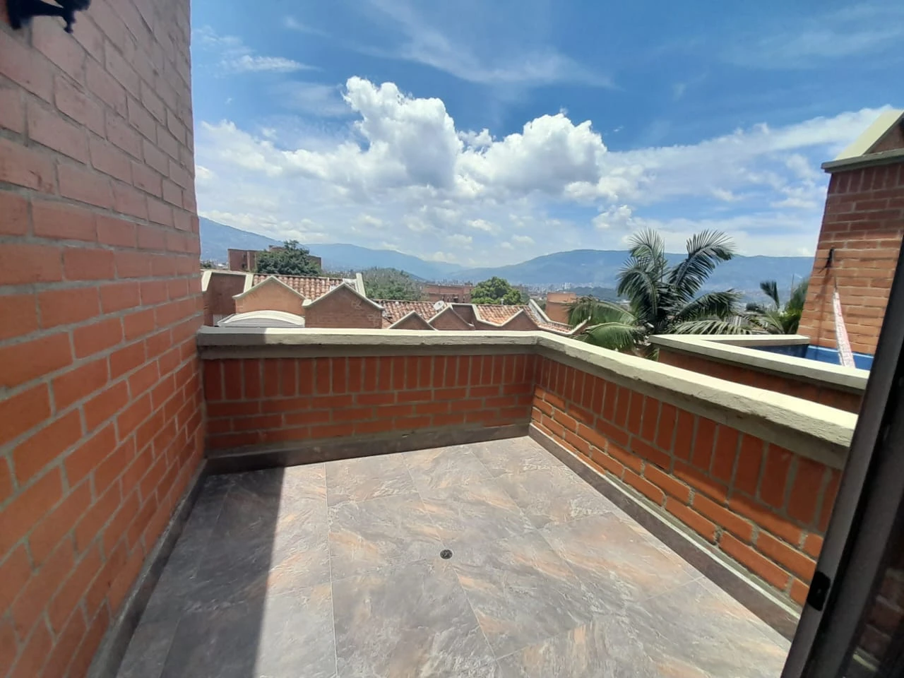 Arriendo Apartamento Loma de los Bernal