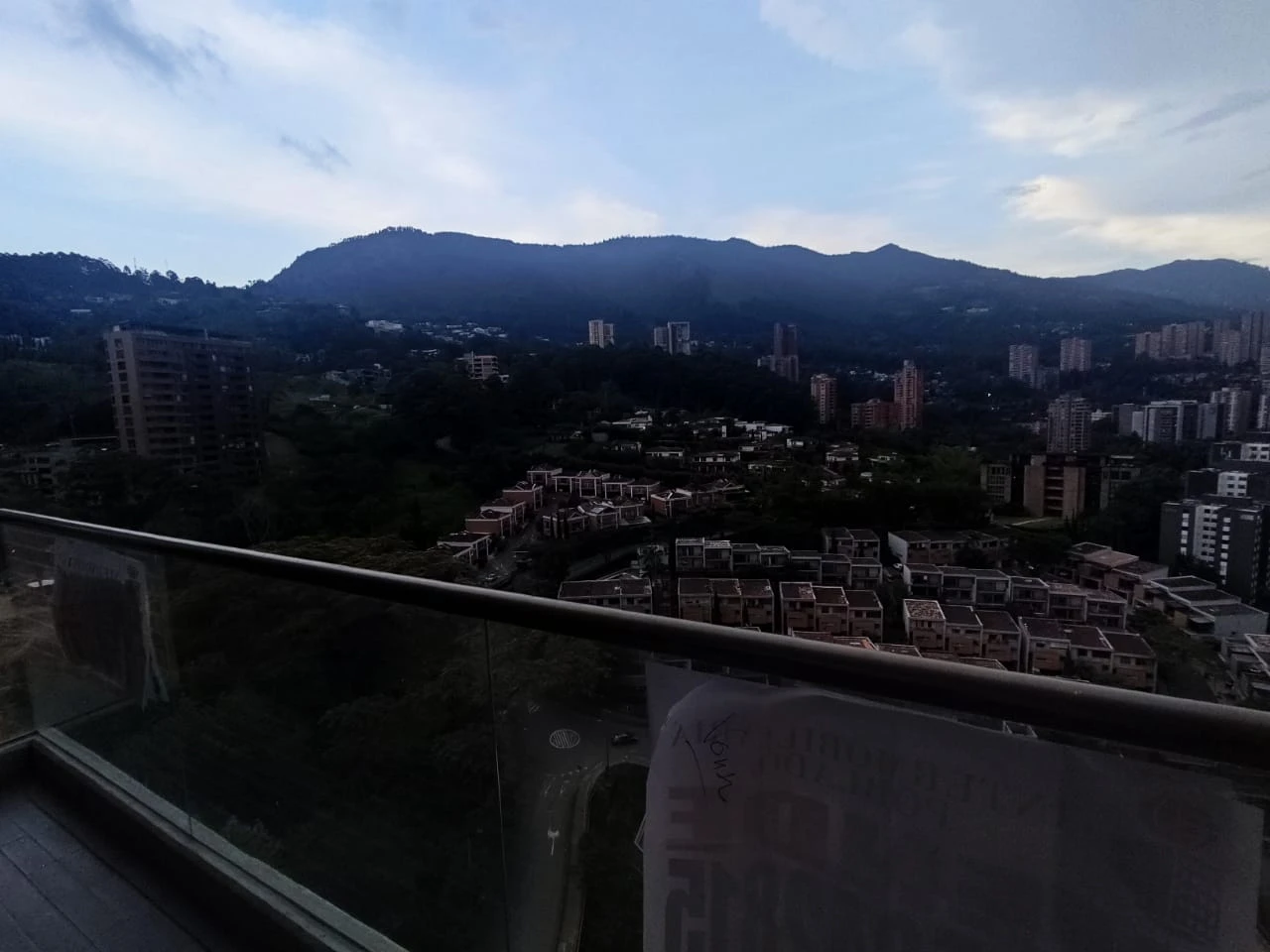 apartamento en arriendo sector superior padre marianito