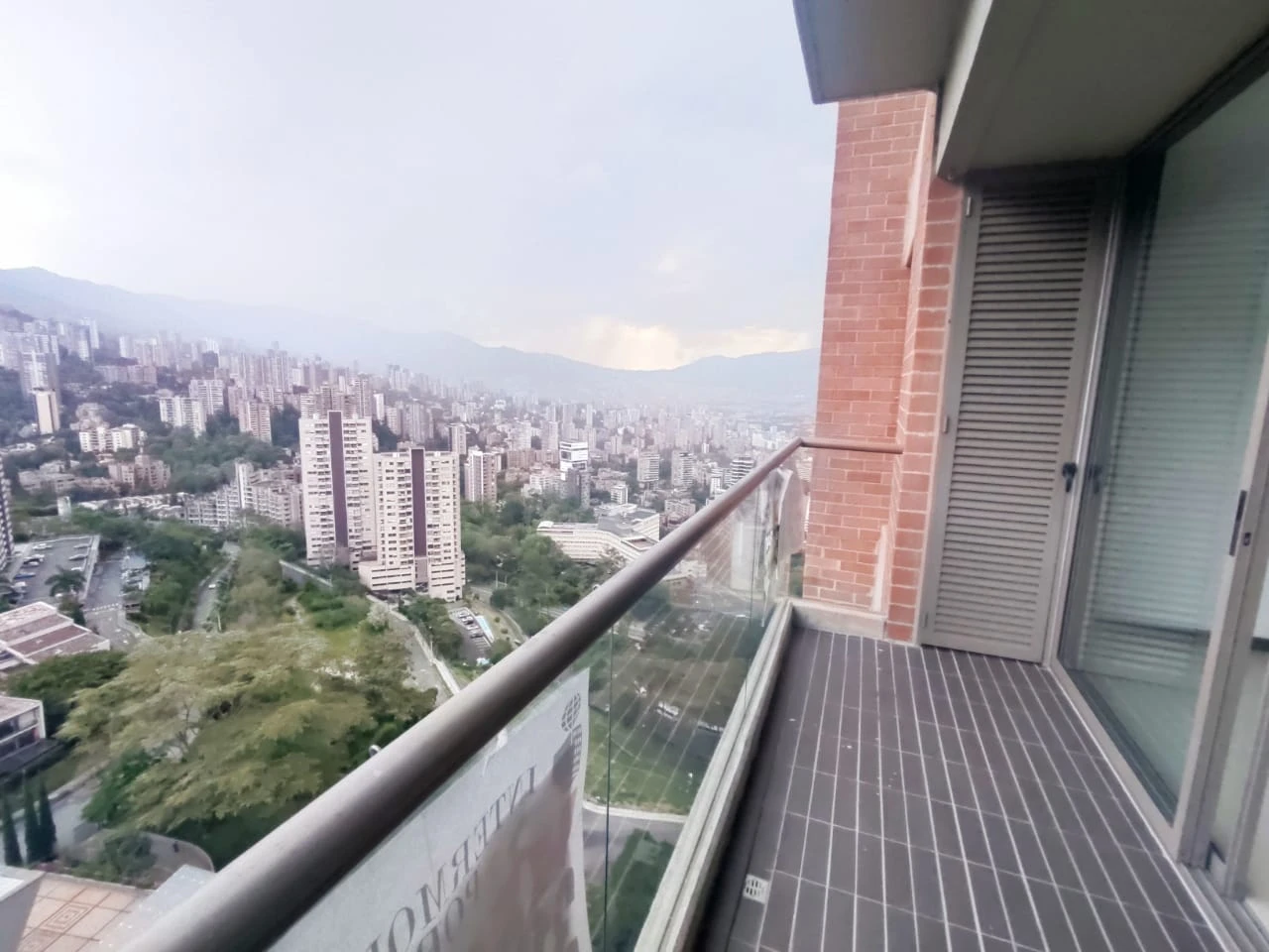 apartamento en arriendo sector superior padre marianito