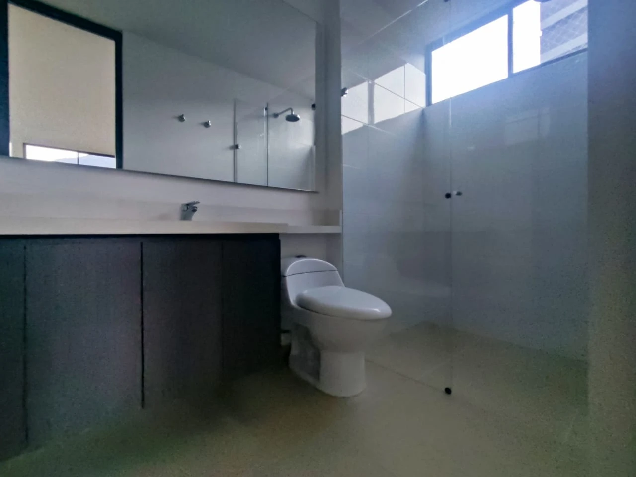 apartamento en arriendo sector superior padre marianito