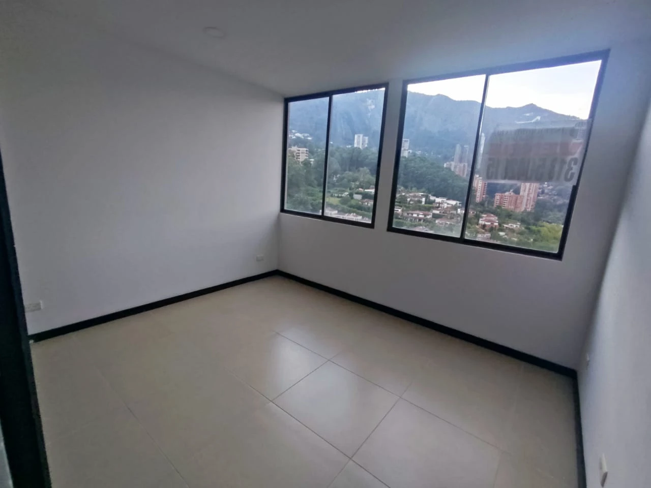 apartamento en arriendo sector superior padre marianito