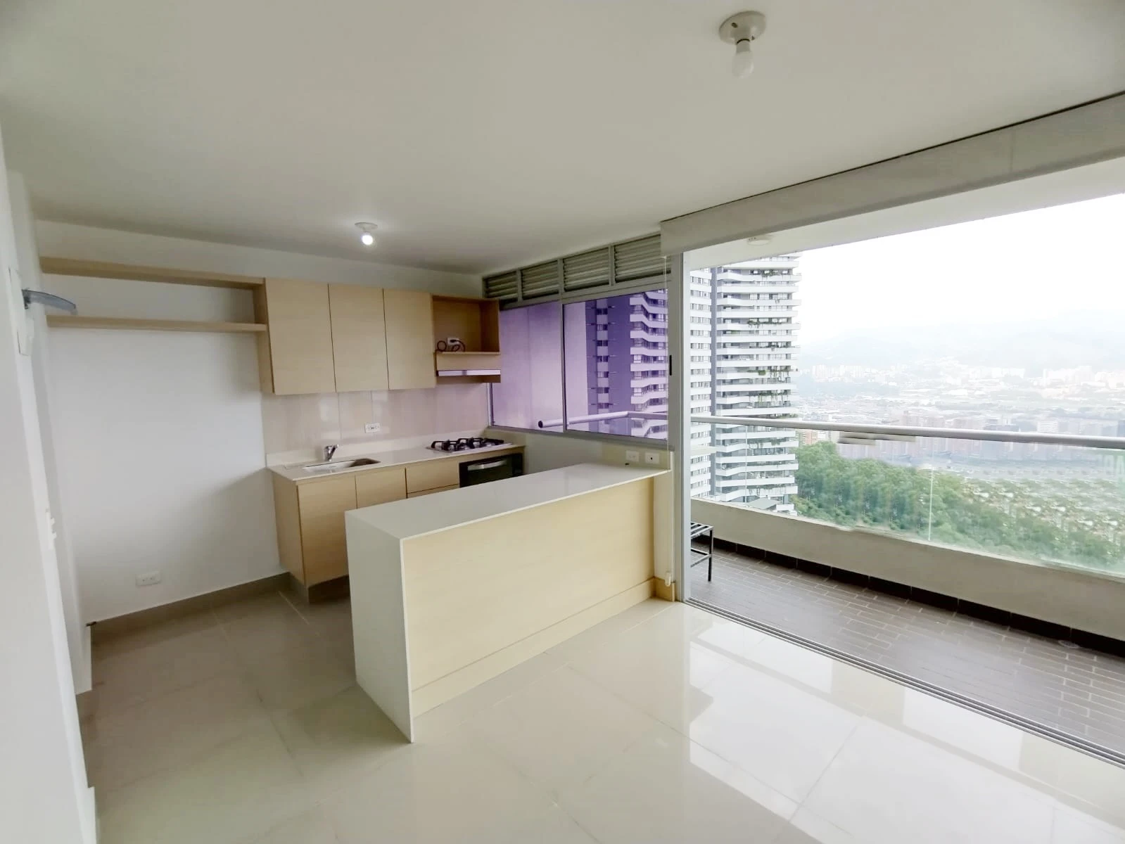 Apartamento en arriendo sector Lom del Indio
