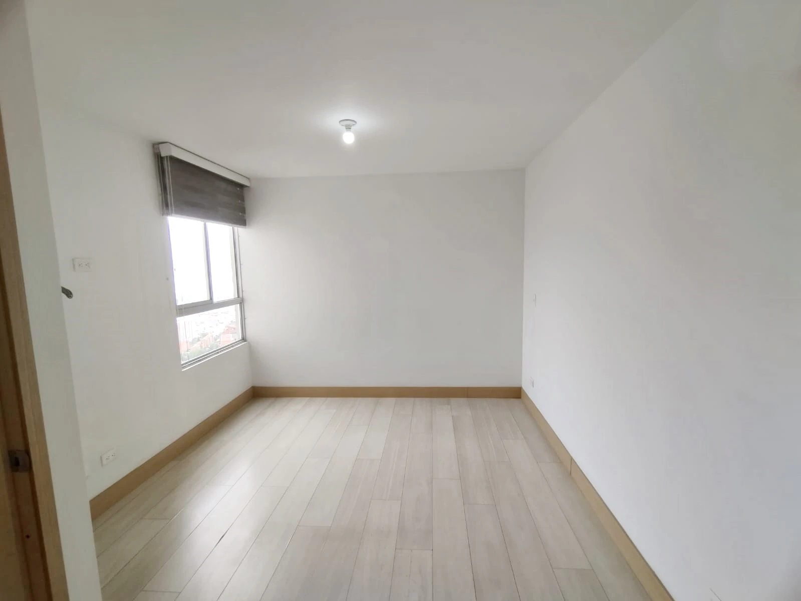 Apartamento en arriendo sector Lom del Indio