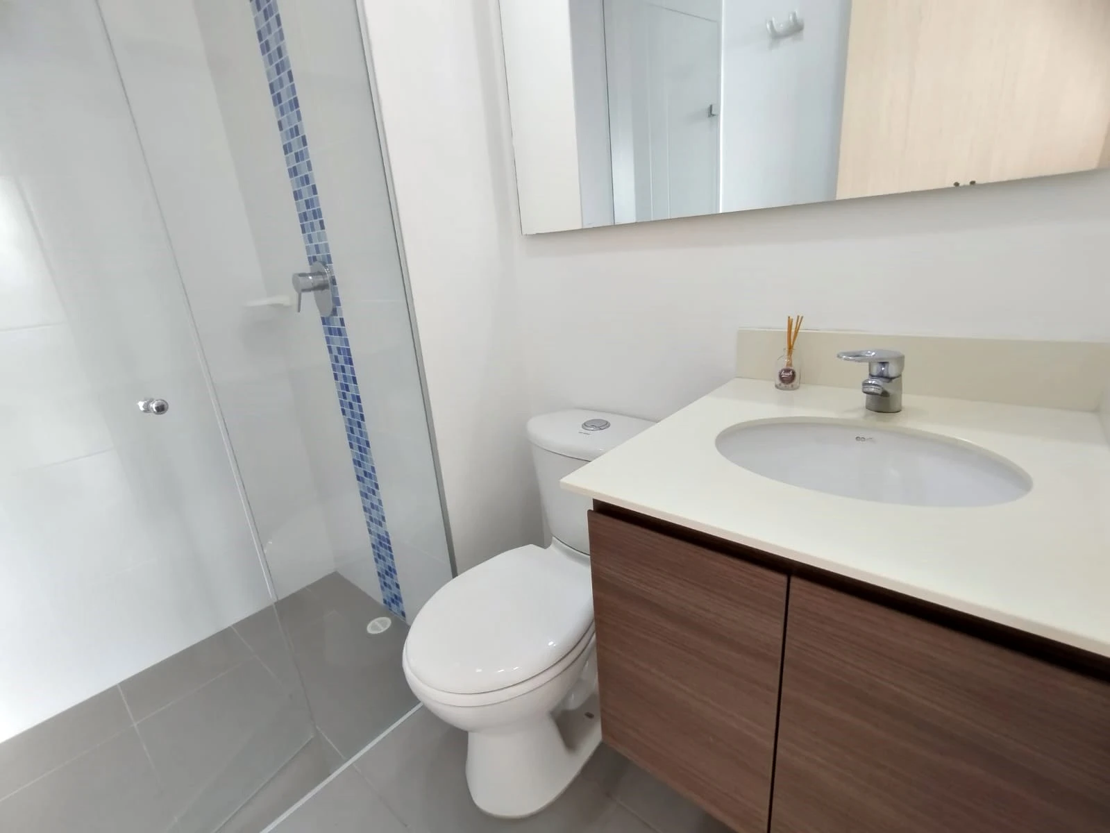 Apartamento en arriendo sector Lom del Indio