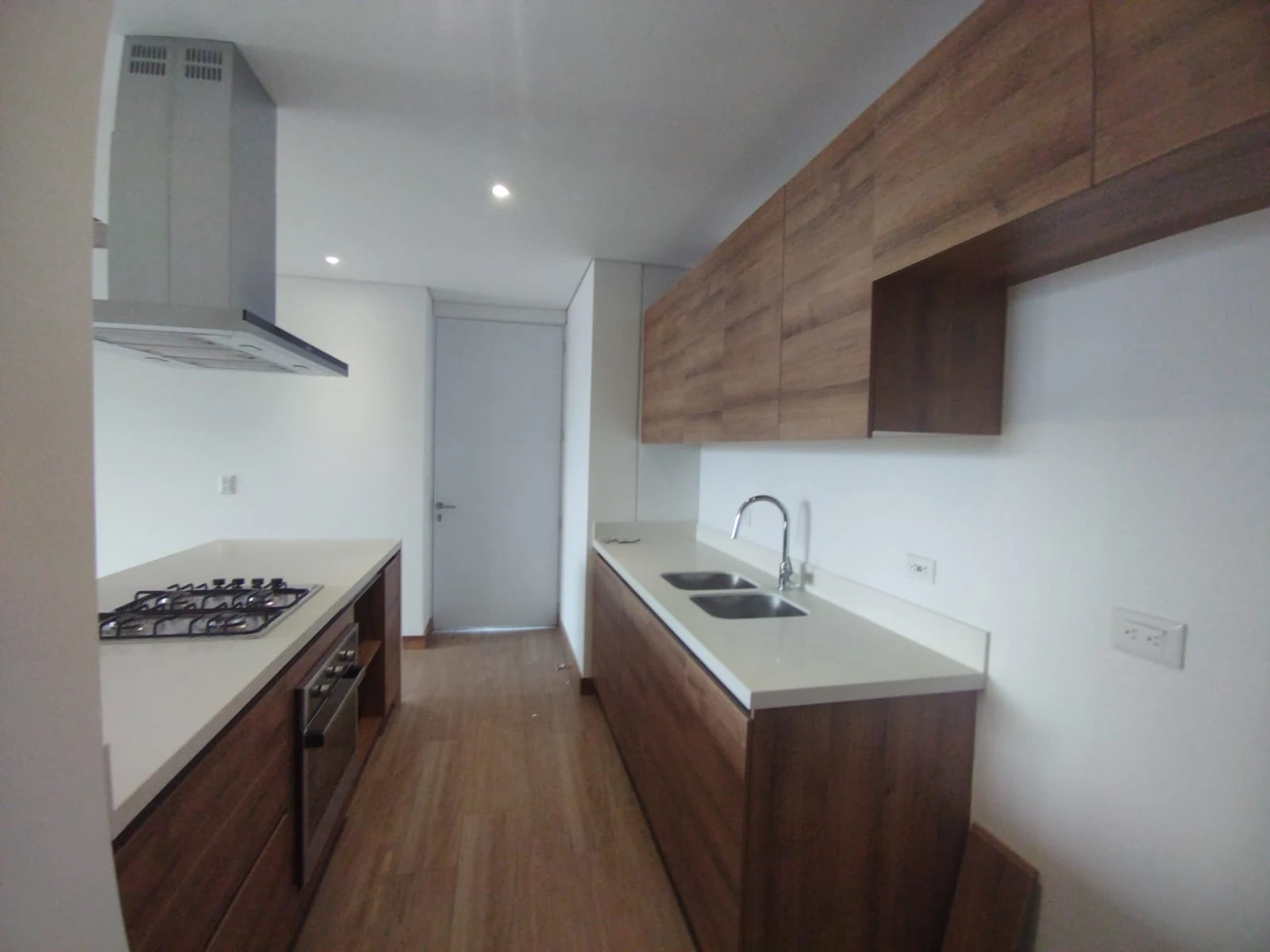 Arriendo Apartamento en e Poblado Ciudad del Rio