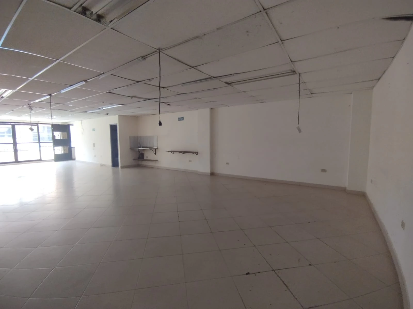 Arriendo Bodega en Itagüí Cetro de la Moda