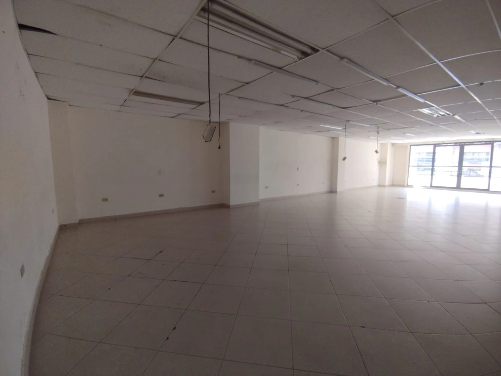 Arriendo Bodega en Itagüí Cetro de la Moda