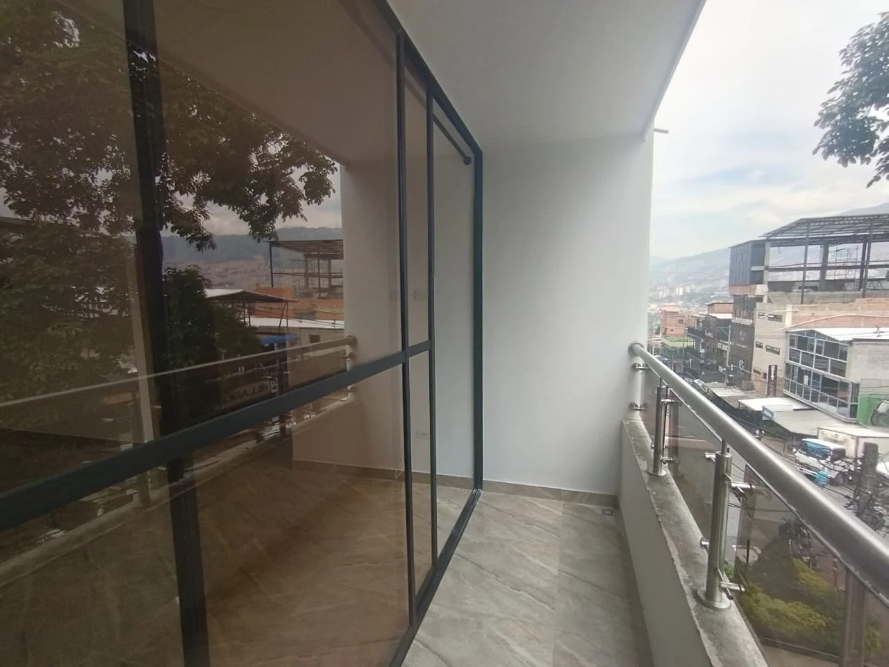 Vendo Apartamento sector Manrique Central