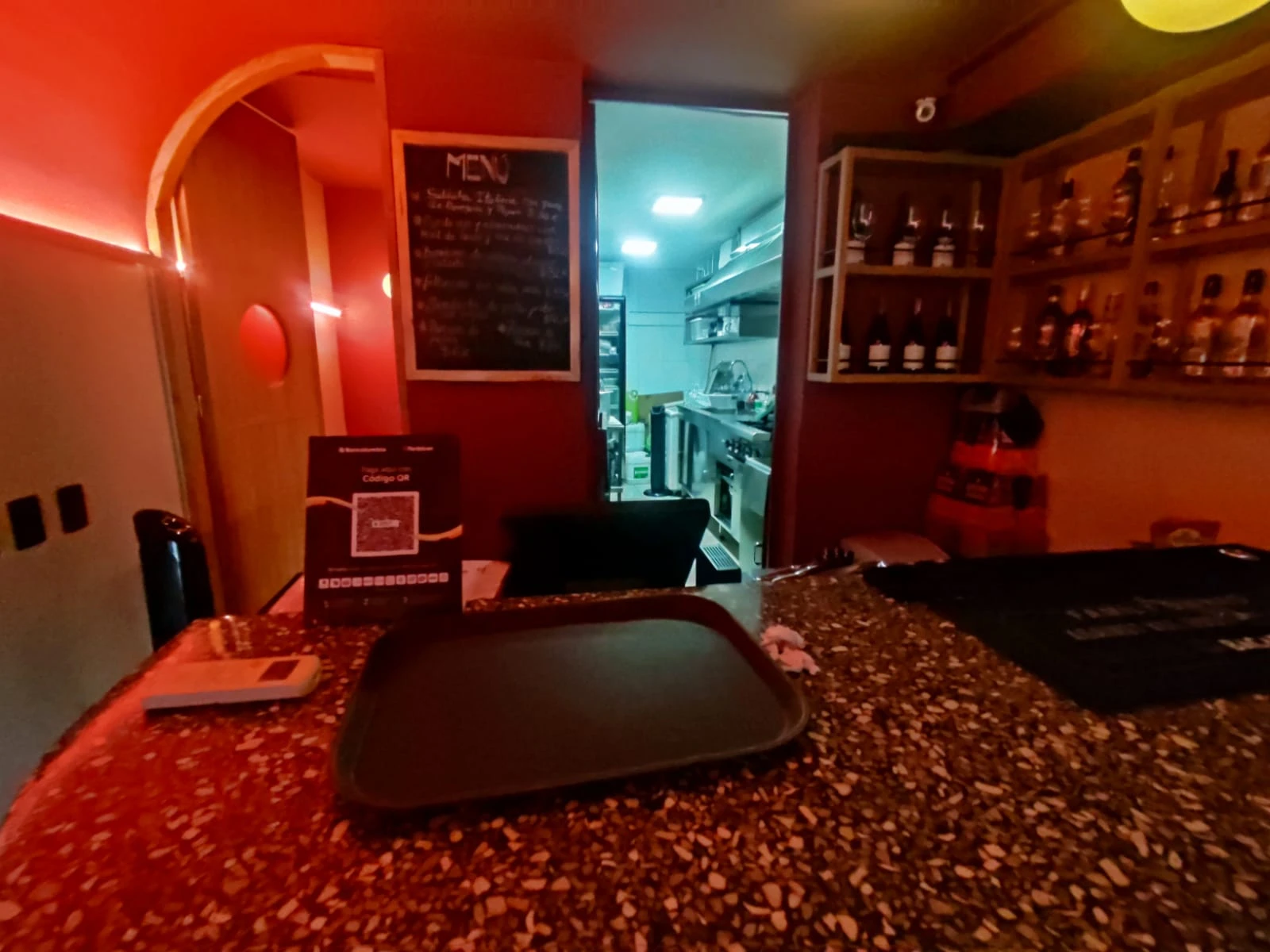 Local comercial cerca al parque Yeras
