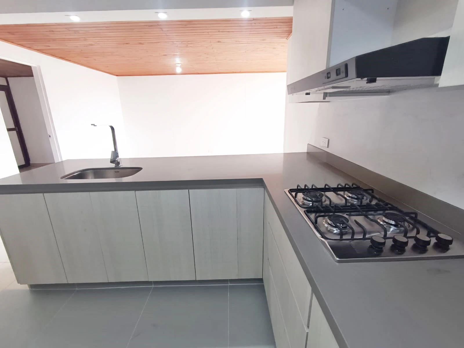Apartamento en Arriendo Loma del Indio Medellin