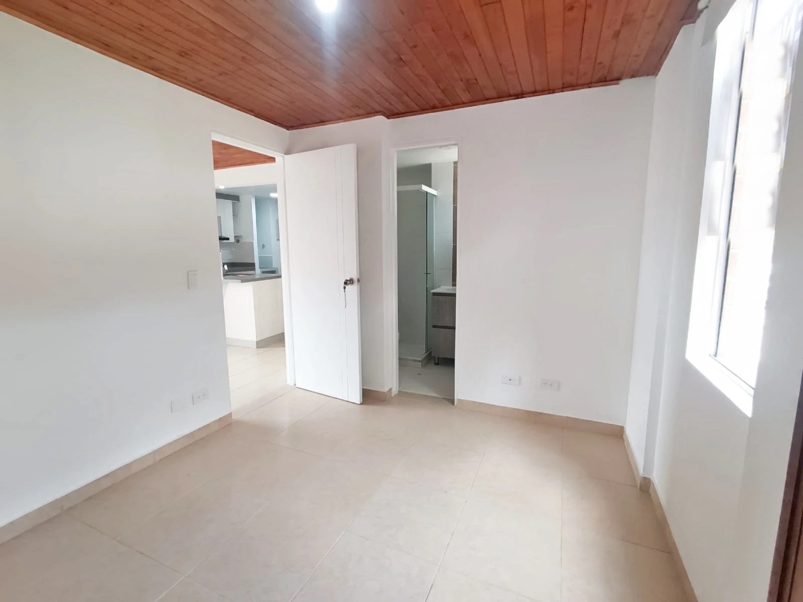 Apartamento en Arriendo Loma del Indio Medellin