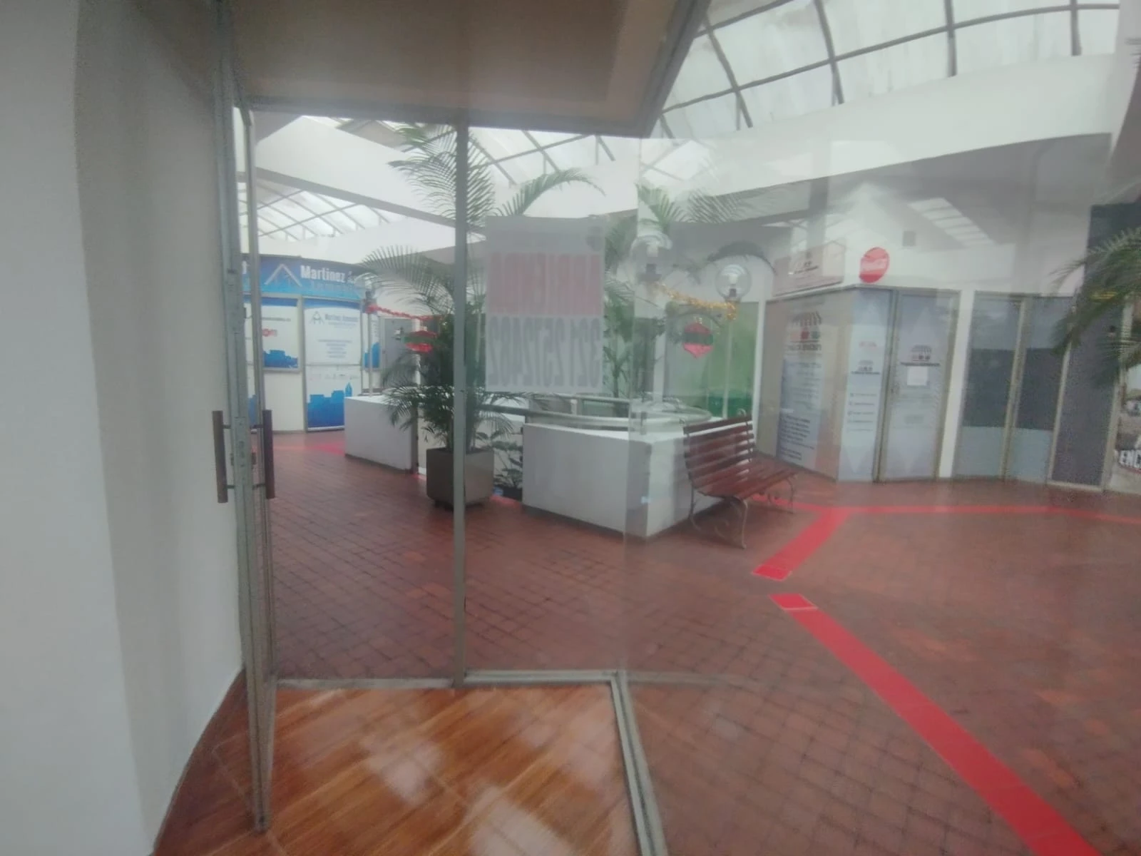 Arriendo Local en el Poblado