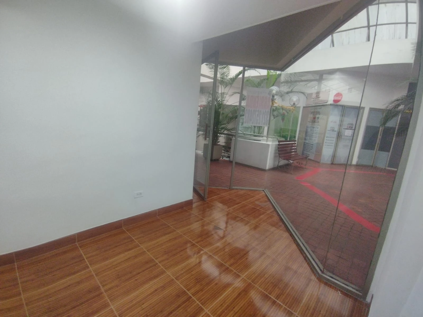 Arriendo Local en el Poblado