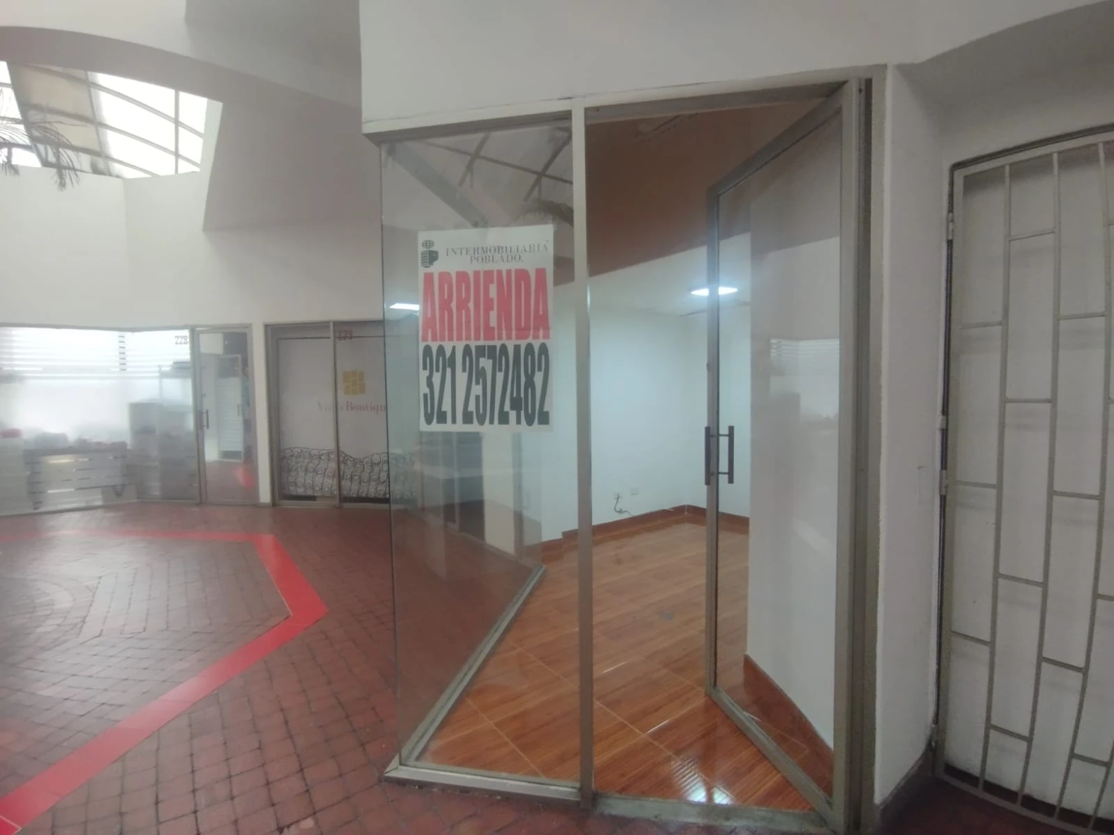 Arriendo Local en el Poblado