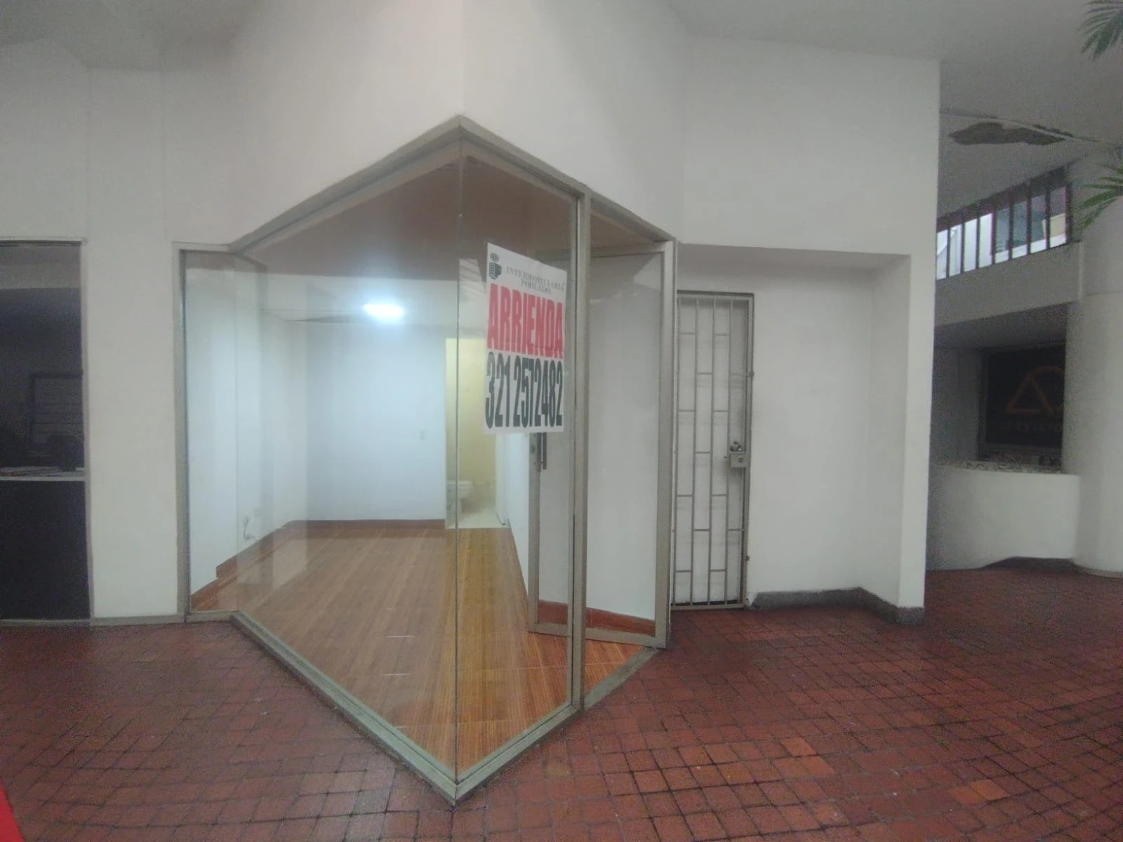 Arriendo Local en el Poblado