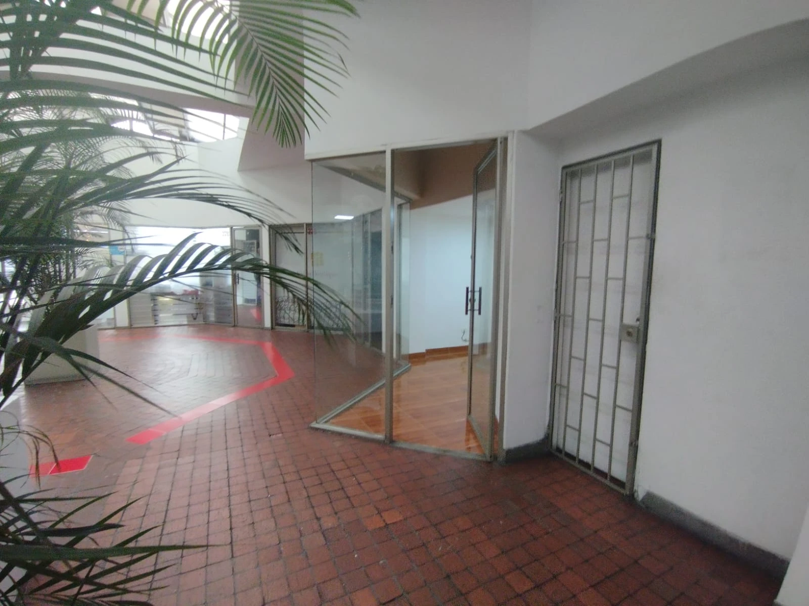 Arriendo Local en el Poblado