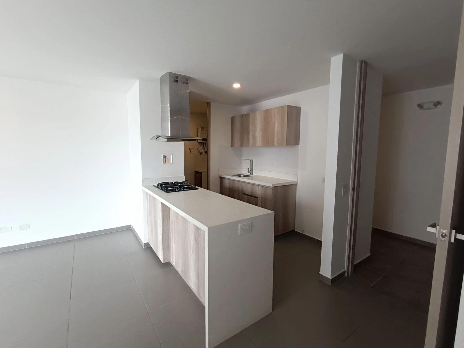 Apartamento en Arriendo Ciudad del Rio Medellin