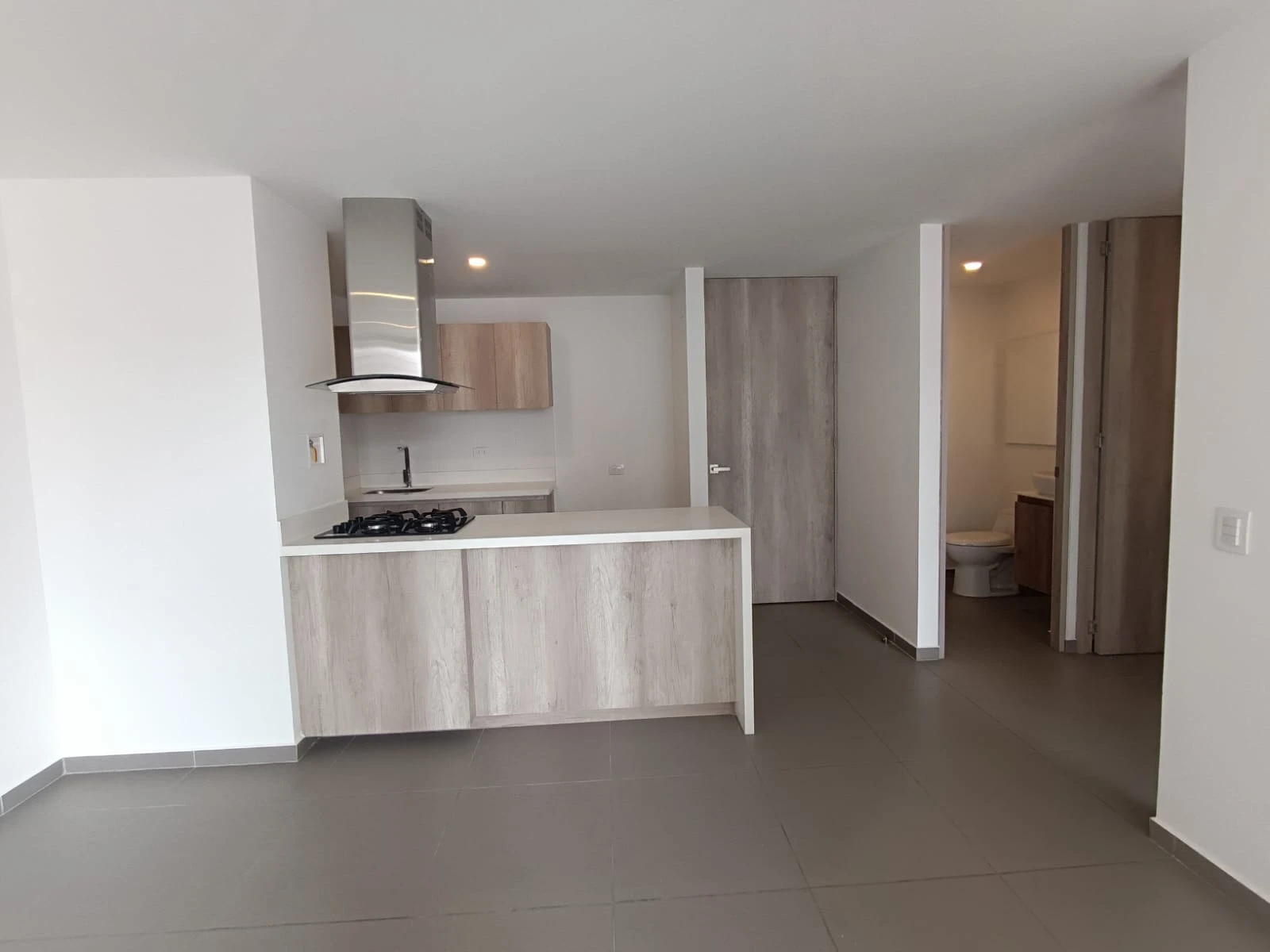 Apartamento en Arriendo Ciudad del Rio Medellin