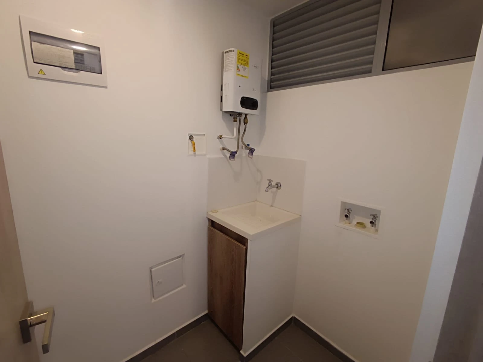 Apartamento en Arriendo Ciudad del Rio Medellin